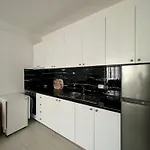Genti Beach Apartment